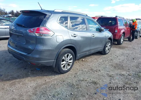 2015 Nissan Rogue Sv z USA, uszkodzony, nr VIN 5N1AT2MTXFC922757